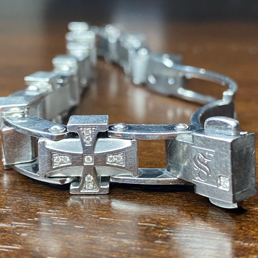 Simmons Jewelry Co Men’s Diamond Cross Bracelet